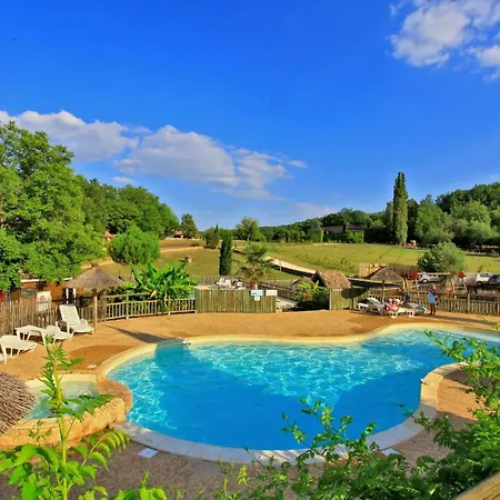 3 Etoiles - Piscine - Ccbfh0d Camping